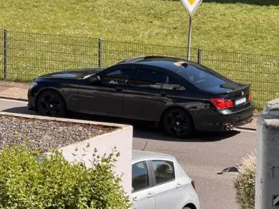 Gebraucht BMW 730 245 PS (180 kW) 2010 Schwarz Limousine