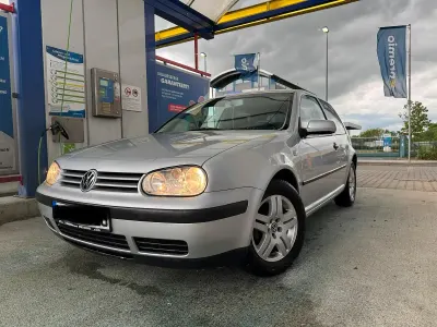 Gebraucht VW Golf IV 75 PS (55 kW) 2001 Silber Kleinwagen