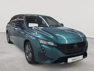 Gebraucht Peugeot 308 SW Active 131 PS (96 kW) 2024 Avatar blau Kombi