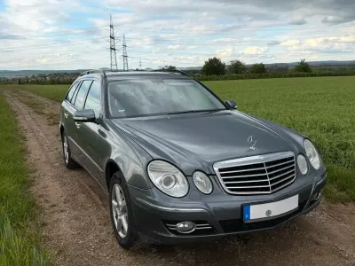 Gebraucht Mercedes E280 Avantgarde 184 PS (135 kW) 2008 Silber Kombi