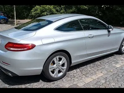 Gebraucht Mercedes C200 184 PS (135 kW) 2017 Silber Coupé