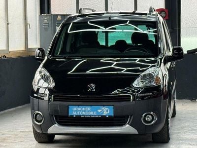 Gebraucht Peugeot Partner Active 92 PS (67 kW) 2015 Schwarz Van / Kleinbus