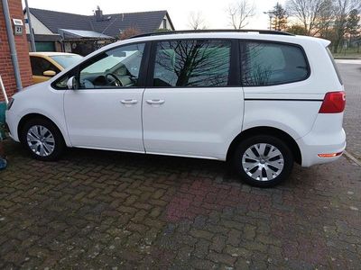 Weiß Gebraucht 2014 Seat Alhambra 4Drive Van / Kleinbus | 6.490 € (Teuer)