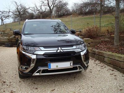 Mitsubishi Outlander P-HEV