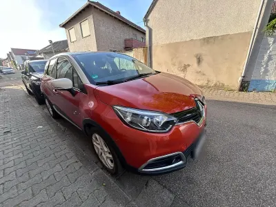 Gebraucht Renault Captur 90 PS (66 kW) 2013 Orange SUV