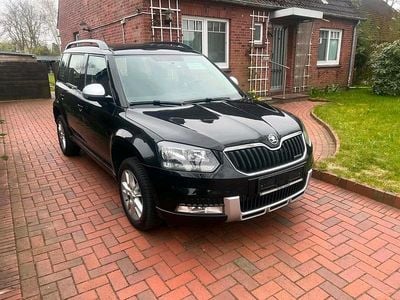 Gebraucht Skoda Yeti GreenLine 105 PS (77 kW) 2016 Schwarz SUV