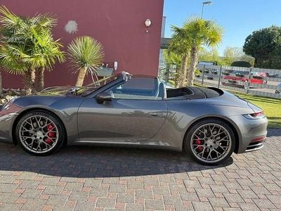 Usata Porsche 911 Carrera 4S Cabriolet 450 CV (330 kW) 2019 Grigio Cabrio