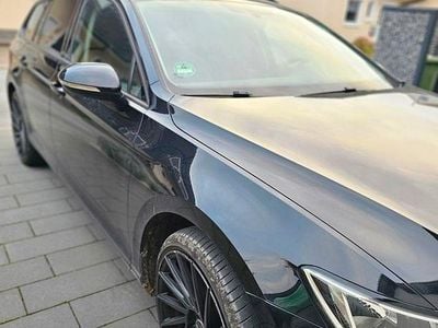 Gebraucht VW Passat 150 PS (110 kW) 2015 Kombi