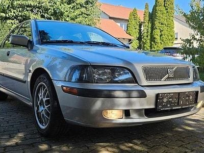 Volvo S40