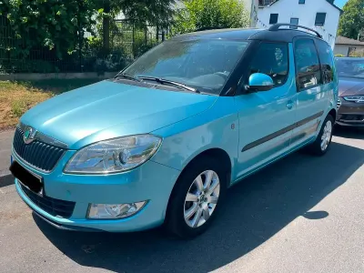 Gebraucht Skoda Roomster 85 PS (62 kW) 2011 Blau Van / Kleinbus