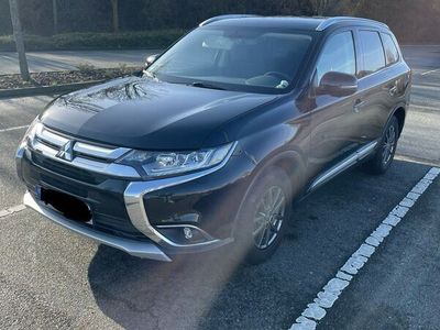 gebraucht Mitsubishi Outlander 2.2D AHK/ Checkheft Edition+