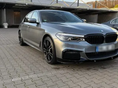 Gebraucht BMW 530 M Sport 252 PS (185 kW) 2018 Grau Limousine