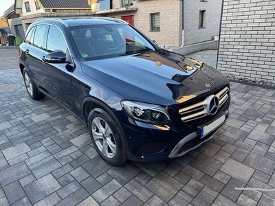 Gebraucht Mercedes GLC220 Edition 1 170 PS (125 kW) 2019 Blau SUV