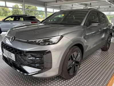 Neu VW T-Roc Style 150 PS (110 kW) 2026 Wolf grey met SUV