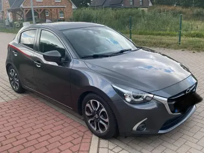 Gebraucht Mazda 2 115 PS (84 kW) 2017 Grau Limousine