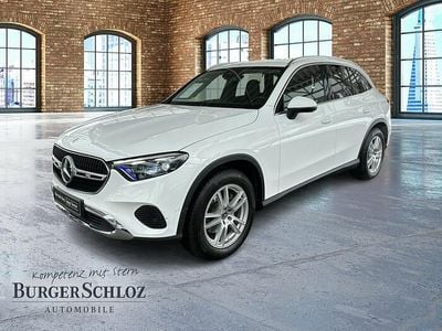 Gebraucht Mercedes GLC220 197 PS (144 kW) 2023 Unilack polarweiß SUV