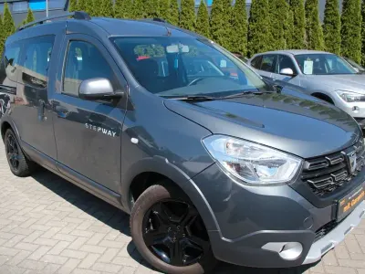 Gebraucht Dacia Dokker Celebration 116 PS (85 kW) 2017 Grau Van / Kleinbus