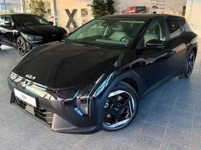 Neu Kia EV4 Earth 150 kW (204 PS) 2026 Schwarz Limousine