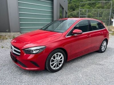 Mercedes B220