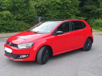 Gebraucht VW Polo Comfortline 69 PS (50 kW) 2010 Rot Kleinwagen