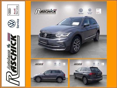 gebraucht VW Tiguan Life 1.5 TSI AHK Pano Easy Open LED Matri