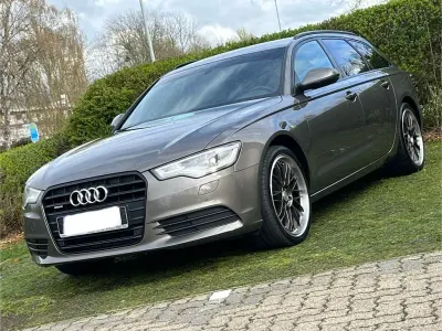 Używany Audi A6 Sport 245 KM (180 kW) 2012 Szary Kombi