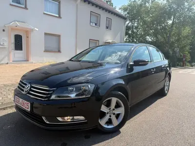 Gebraucht VW Passat S 122 PS (89 kW) 2012 Schwarz Limousine