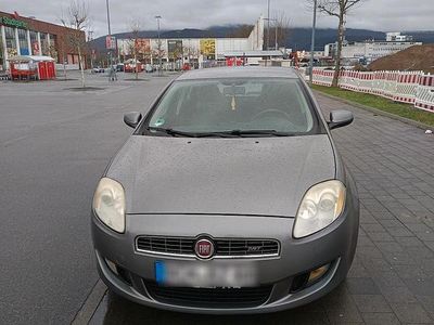 Gebraucht Fiat Bravo 120 PS (88 kW) 2010 Grau Kleinwagen