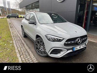 Usata Mercedes GLA200 AMG line 163 CV (119 kW) 2026 Grigio SUV