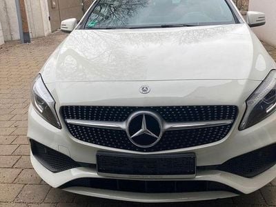 Gebraucht Mercedes 200 AMG line 156 PS (114 kW) 2018 Weiß Kombi