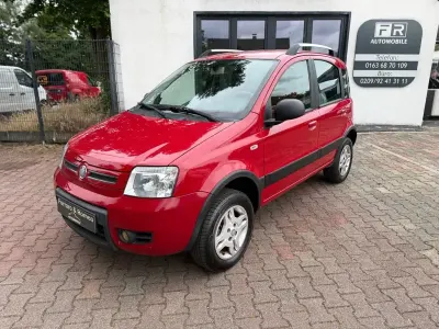 Gebraucht Fiat Panda 4x4 Climbing 69 PS (50 kW) 2010 Rot Kleinwagen