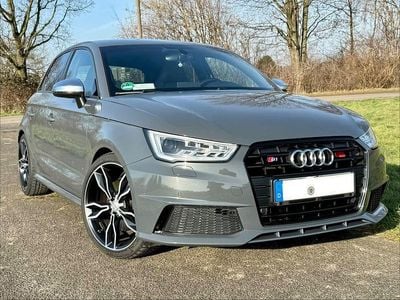 Grau Gebraucht 2017 Audi S1 Sportback Ambiente Kleinwagen | 25.000 € (Fairer Preis)