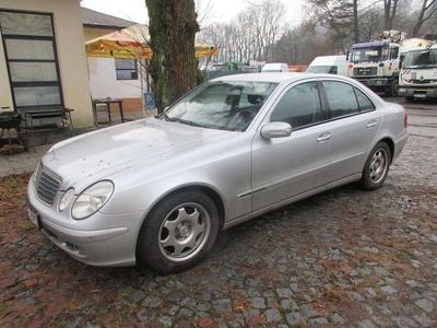 Mercedes E220