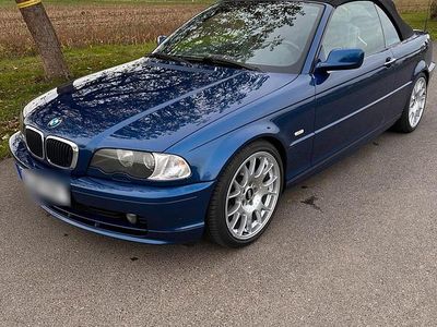 Gebraucht BMW 318 Cabriolet 143 PS (105 kW) 2002 Blau Cabrio