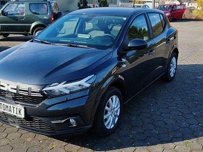 Gebraucht Dacia Sandero Comfort 91 PS (66 kW) 2023 Grau Limousine