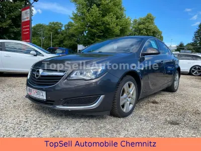 Gebraucht Opel Insignia Edition 170 PS (125 kW) 2016 Grau Limousine