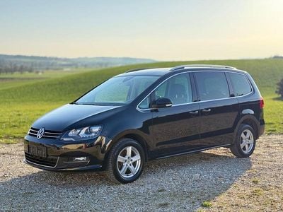 Gebraucht VW Sharan Highline 140 PS (102 kW) 2013 Deep black perleffekt Van / Kleinbus