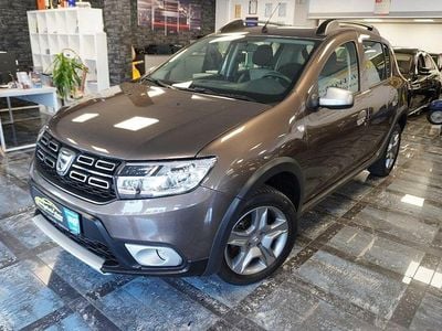 Braun Gebraucht 2019 Dacia Sandero Prestige Limousine | 9.950 € (Fairer Preis)