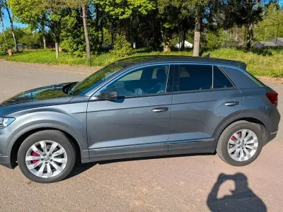 Usata VW T-Roc Sport 150 CV (110 kW) 2019 Grigio SUV