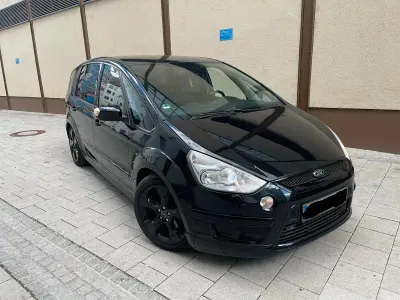 Gebraucht Ford S-MAX Titanium 175 PS (128 kW) 2009 Schwarz Van / Kleinbus