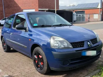 Brugt Renault Clio II 58 HK (42 kW) 2003 Blå Hatchback