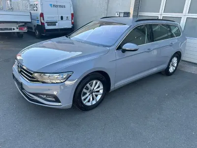 Gebraucht VW Passat Business 150 PS (110 kW) 2023 Grau Kombi