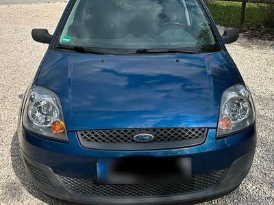 Gebraucht Ford Fiesta 76 PS (55 kW) 2006 Blau Kleinwagen