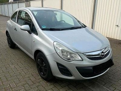 Second-hand Opel Corsa 70 CP (51 kW) 2012 Argintiu Hatchback