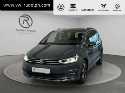 Gebraucht VW Touran Highline 150 PS (110 kW) 2022 Delfingrau metallic Van / Kleinbus