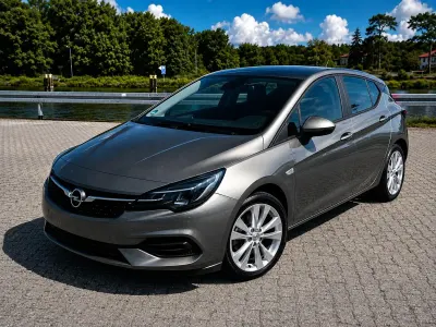 Gebraucht Opel Astra Edition 110 PS (80 kW) 2021 Grau Limousine