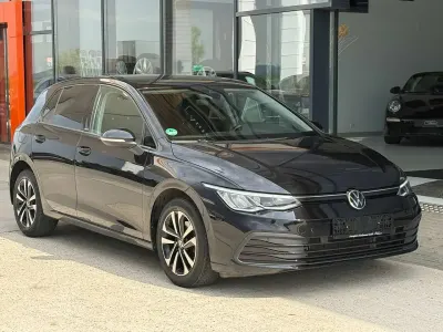 Gebraucht VW Golf VIII United 150 PS (110 kW) 2021 Deep black perleffekt Kleinwagen