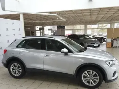 Gebraucht Audi Q3 Advanced 150 PS (110 kW) 2023 Silber SUV