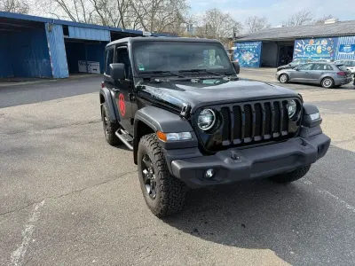 Käytetty Jeep Wrangler Sport 272 HP (200 kW) 2020 Musta Katumaasturi