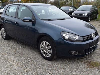 Gebraucht VW Golf VI Highline 122 PS (89 kW) 2009 Blau metallic Kleinwagen